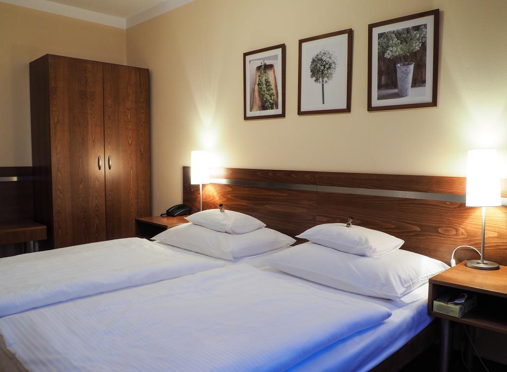 Hotel Cvilin 크르노프 외부 사진