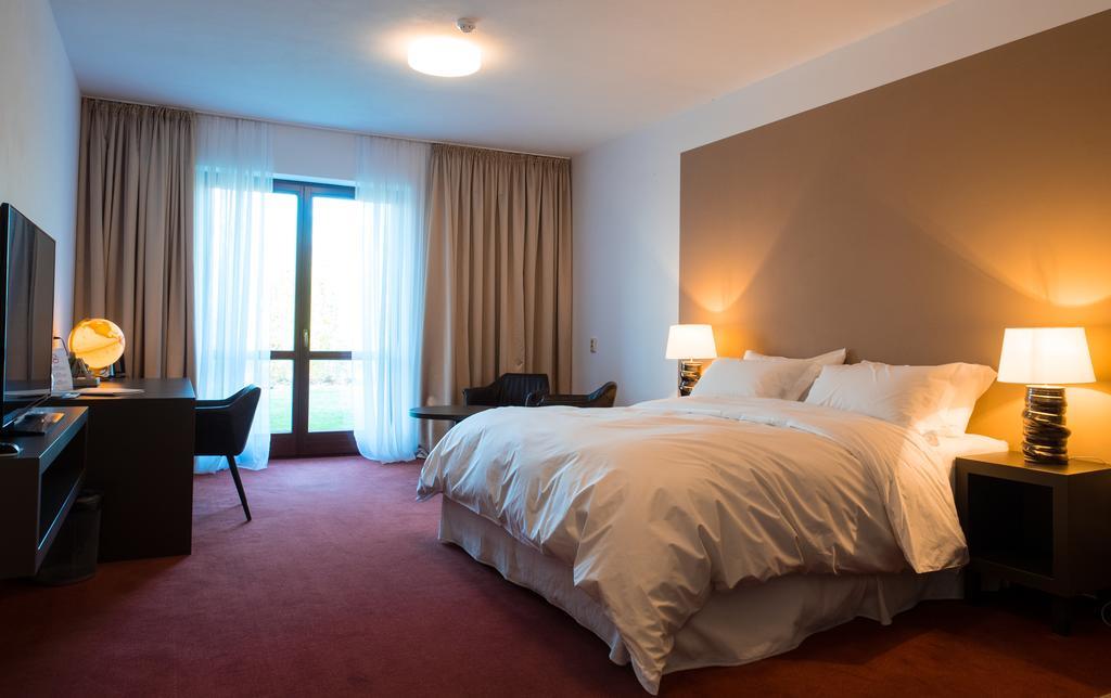 Hotel Cvilin 크르노프 외부 사진