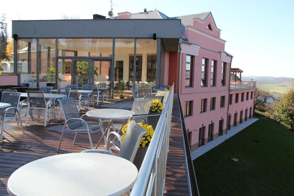 Hotel Cvilin 크르노프 외부 사진